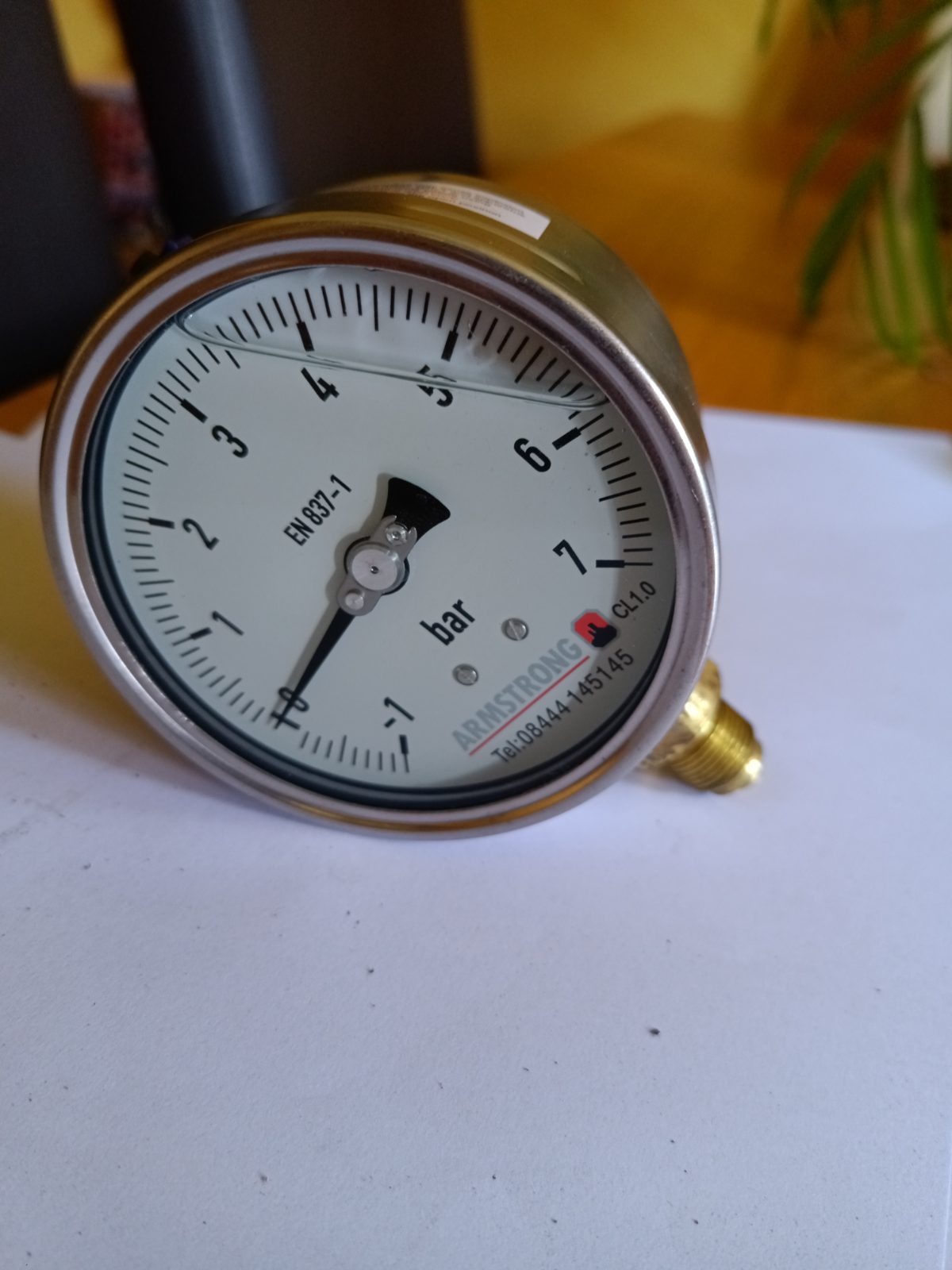 -1 To +7 Bar Gauge (3/8 Fitting)